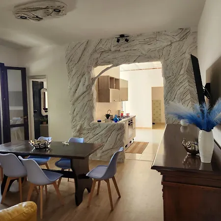 Canutahouse Villa *